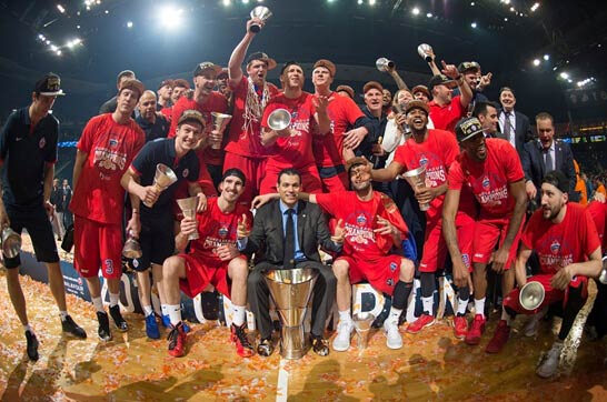 足球之所以迷人，就在这里（这就是足球的魅力）