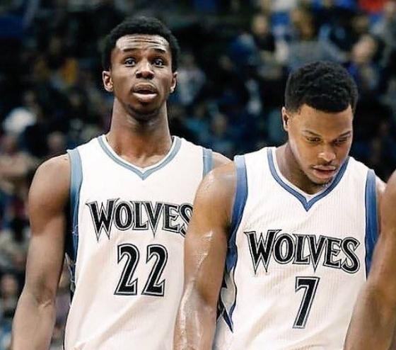 瑞士国脚曼赞比：扎卡是一名非常棒的队长，很高兴我们拥有他（瑞士国脚曼赞比：扎卡是杰出的队长，能与他同队让我非常高兴）