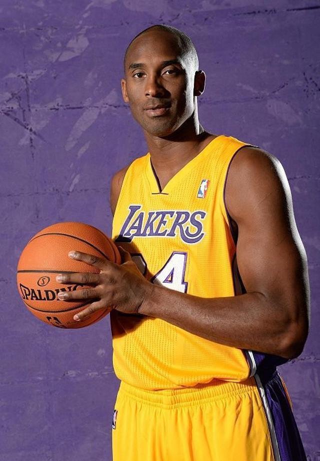 阿劳霍暂离巴萨，赴特拉维夫调整身心状态（阿劳霍短暂告别巴萨，赴特拉维夫进行身心调整）