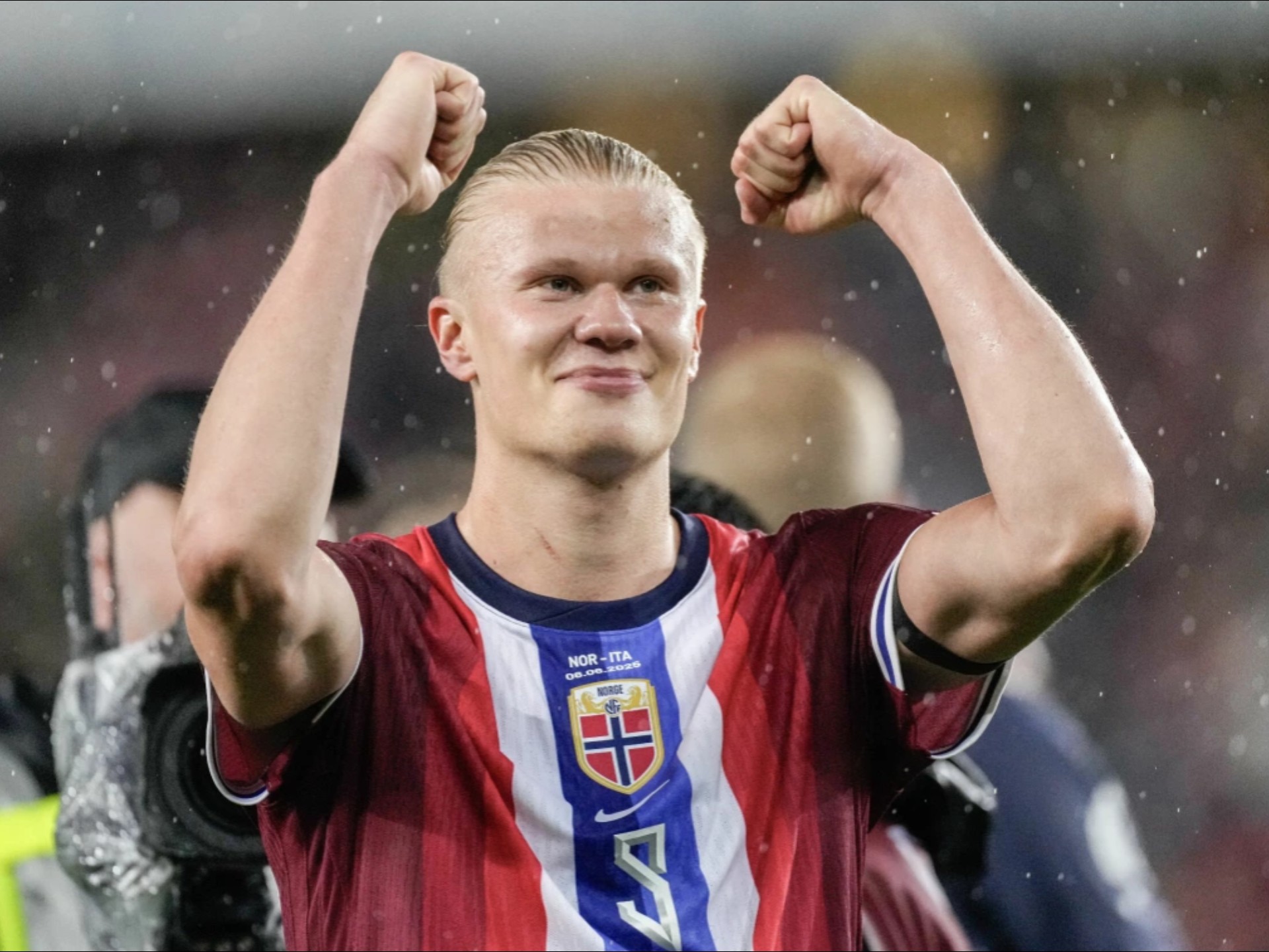 梅西社媒发文纪念世界杯夺冠三周年：世界冠军！转眼三年了（梅西社媒庆祝世界杯夺冠三周年：世界冠军，三年匆匆）