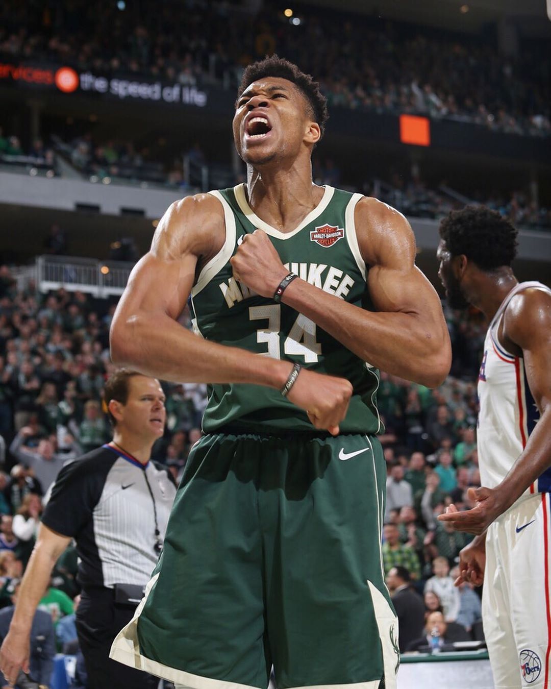 法国队火力全开（法国队攻势如潮）