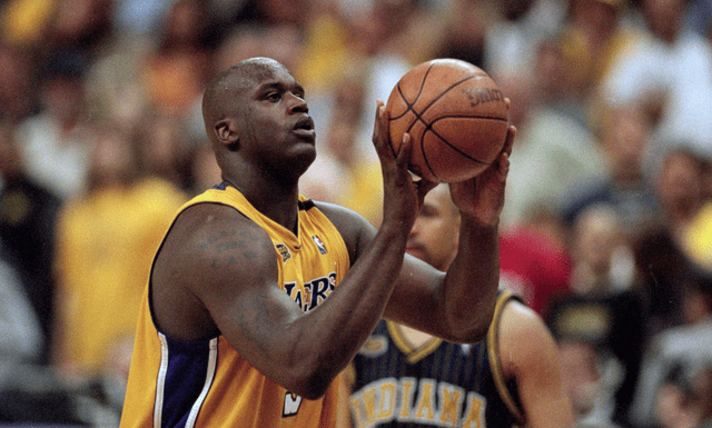 欧冠：巴黎客场2-1逆转曼联（欧冠赛场，巴黎客场2比1翻盘曼联）