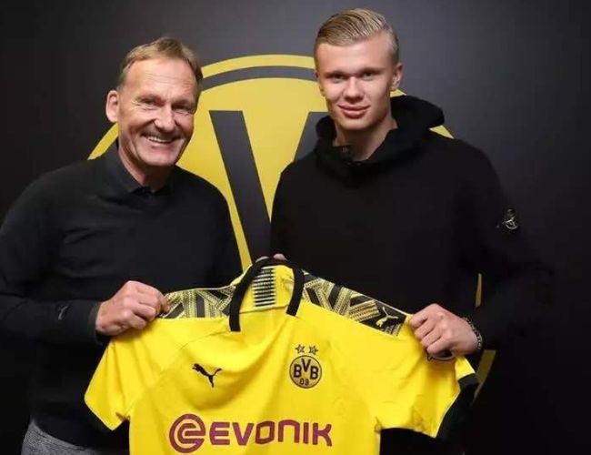 莱万：现在最好不要谈论亚马尔；合同的事我不着急（莱万：当下别谈亚马尔；合同问题我并不着急）