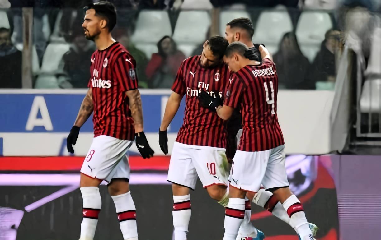 亚美尼亚主帅：惨败令人痛苦，还没准备好踢葡萄牙这类强队（亚美尼亚主帅承认：惨败刺痛，球队尚未准备好对抗葡萄牙等强队）