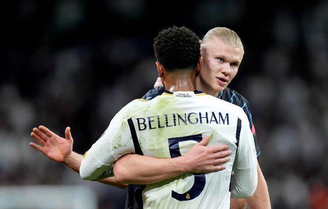 坎波斯：2年前扎伊尔&马尤卢数学课后踢欧冠，皇社总监很震惊（坎波斯透露：两年前扎伊尔与马尤卢刚下数学课便出战欧冠，皇社总监大为震惊）