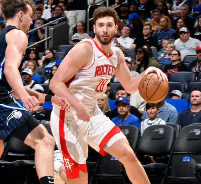 BBC：与UA92大学合作，曼联同意开放老特拉福德（BBC：曼联携手UA92大学，将对外开放老特拉福德）