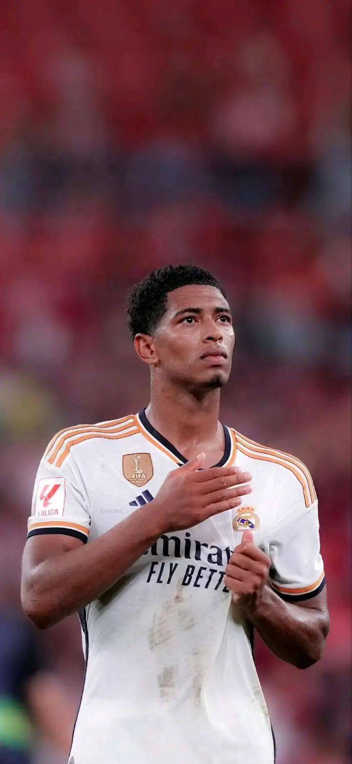 翻盘大功臣！贾明儒主宰末节 9中7&三分6中5怒轰21分4板5助（逆转关键先生！贾明儒末节接管比赛：9投7中、三分6投5中轰21分4板5助）