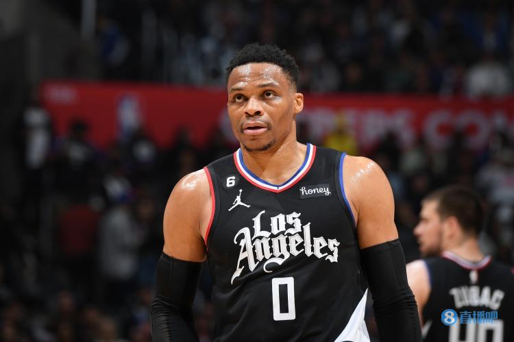 邮报：切尔西可能冬窗外租乔治；霍尔有机会参加世界杯（邮报：切尔西或冬窗租借放走乔治；霍尔有望出战世界杯）