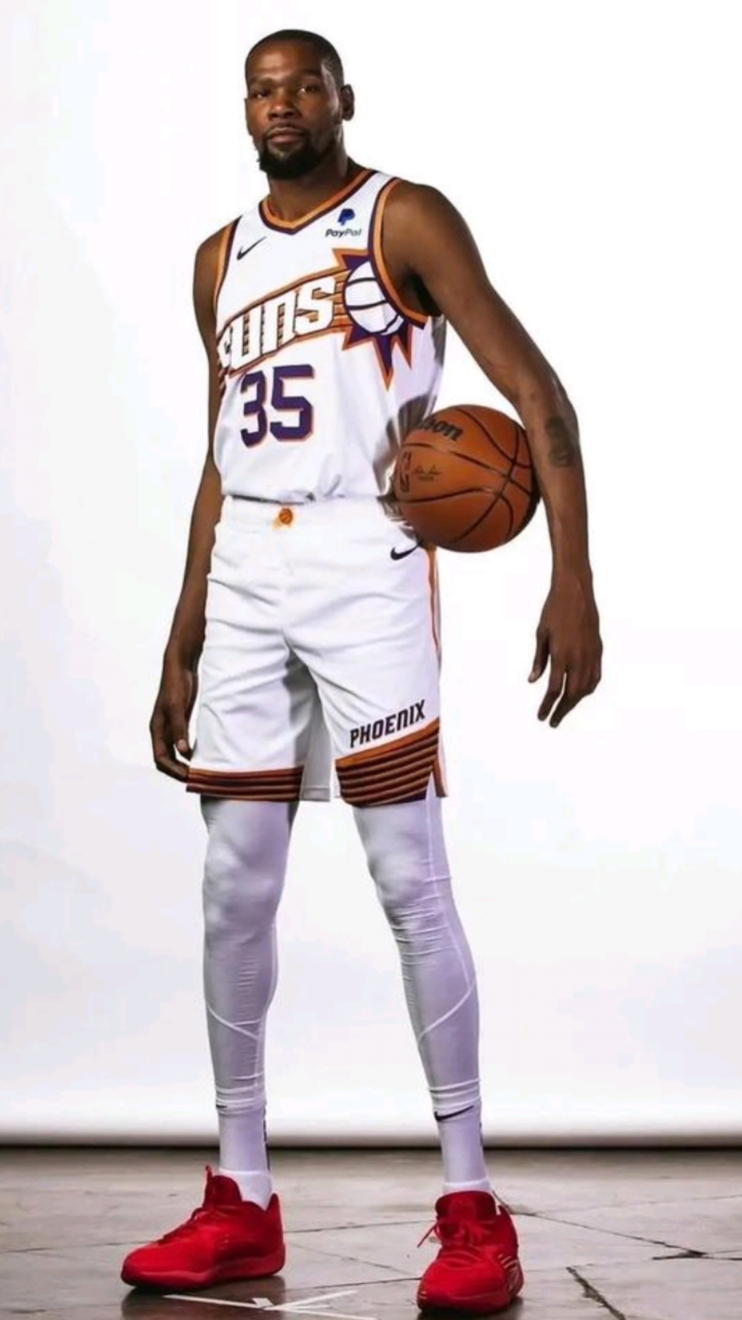 意天空：迪乌夫在国米逐渐展现影响力，或成邓弗里斯合适替补（意天空：迪乌夫在国米日益显露作用，有望成为邓弗里斯的合适替身）