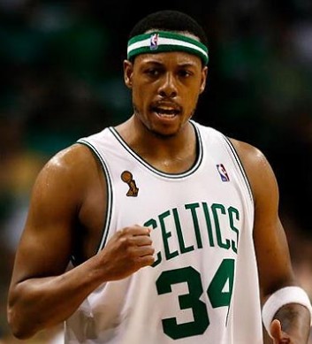 马德兴：足协上报3位外教候选；高层认为可借鉴男篮考虑土帅（马德兴：足协递交三名外籍主帅人选，高层拟借鉴男篮经验考虑本土教练）