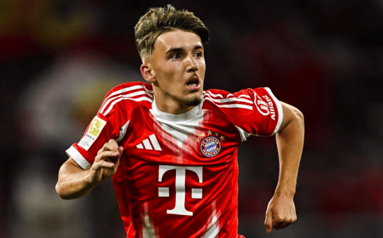 他终于被全世界看见了（他终获全球瞩目）