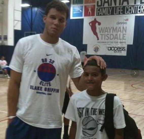 斯波：阿德巴约韦尔的搭档防守未达到预期 进攻端还需要继续磨合（斯波：阿德巴约与韦尔的内线组合防守不及预期 进攻仍需磨合）