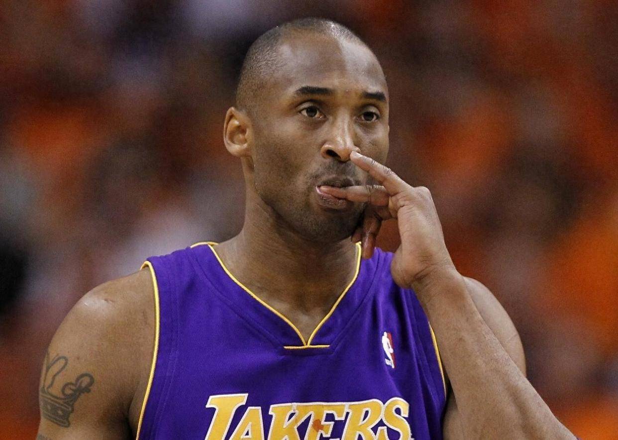 阿隆索命悬一线！皇马主席不满现代足球理念，欧冠生死战或成转折点（皇马主席不满现代足球理念，阿隆索前景岌岌可危：欧冠生死战或成关键转折）