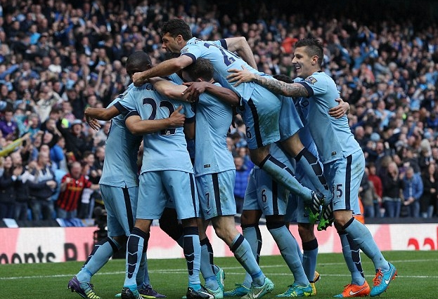 一球不丢！哈特半场4中4拿到9分2板2助1断 正负值+16（哈特半场手感火热：4投全中拿下9分2板2助1断，正负值+16）