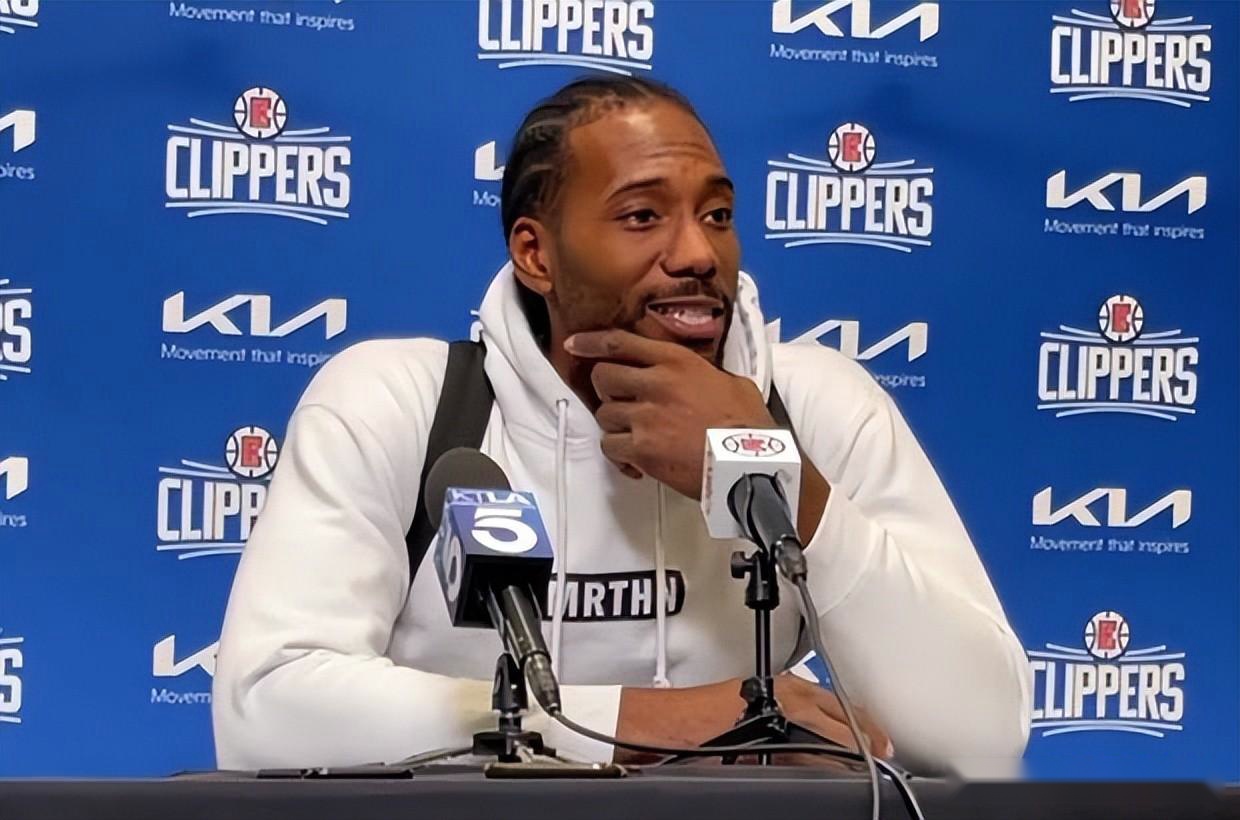 群情激愤！利雅得胜利取胜后多名球员表达不满（赢球难平怨气：利雅得胜利多名球员赛后表达不满）