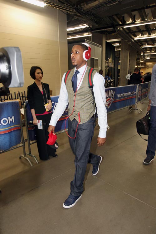 跟队记者：普利希奇参加部分合练，明天将决定他能否参赛（队记：普利希奇参与部分合练，能否出战将于明日确定）